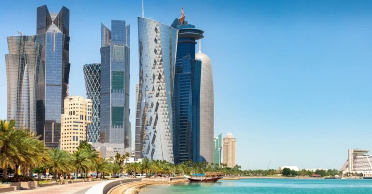 Qatar Visit Visa 2025 – Travel Guide 2025 Now Tips
