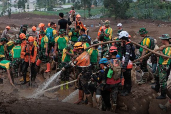 Indonesia landslide death toll