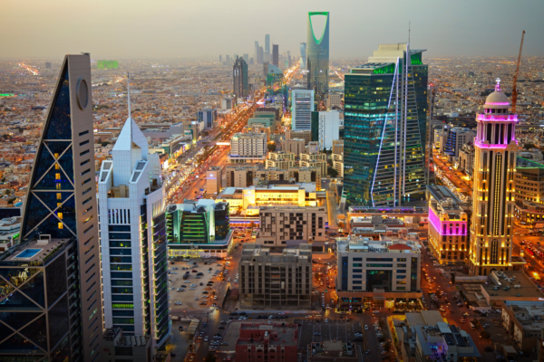 Saudi Economy Grows 4.5% in 2025 as Oil and Non-Oil Sectors Accelerate