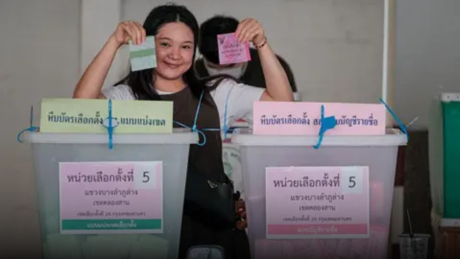 Polls close in Thailand election as reformists face conservative challenge