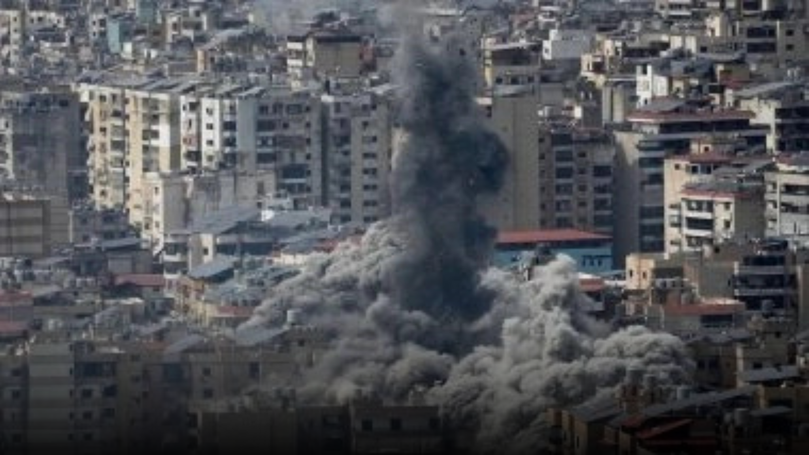 Iran launches attacks on Gulf countries amid regional war