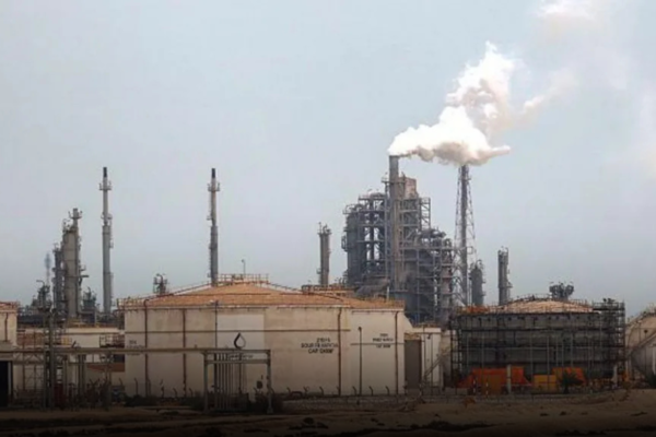 Qatar warns Gulf oil output could stop soon