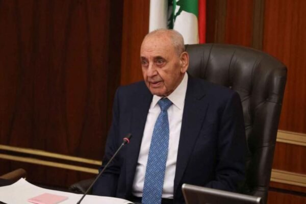 Lebanon warns Israel troops will face resistance if stay