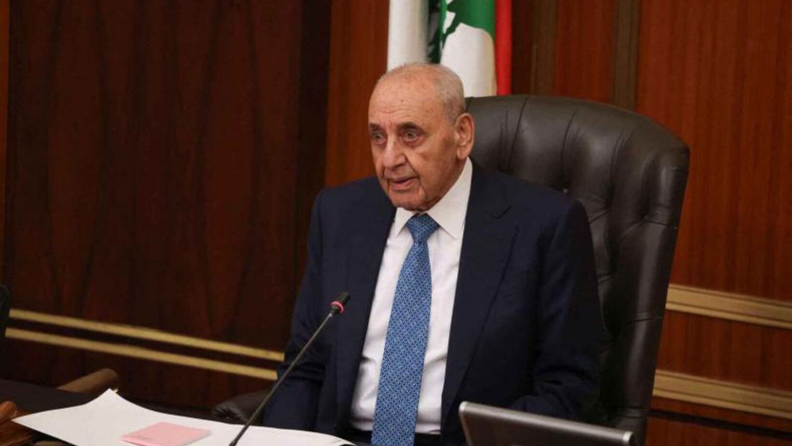 Lebanon warns Israel troops will face resistance if stay