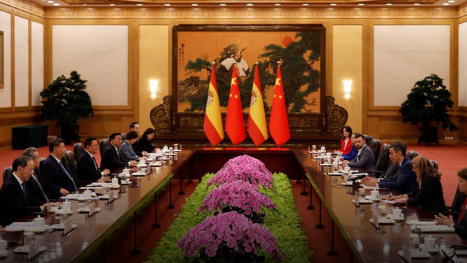 Xi Jinping meets Spain PM economic ties China EU