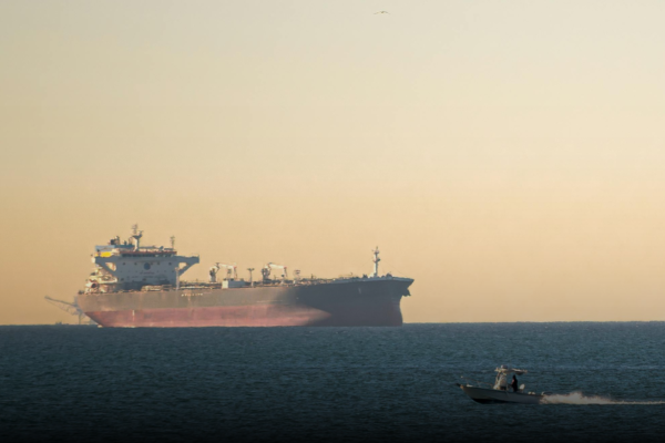 US Cautions Iran Won’t Ease Hold on Hormuz Strait