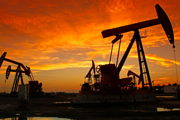 Oil Drops Below $100 After US-Iran Ceasefire Deal
